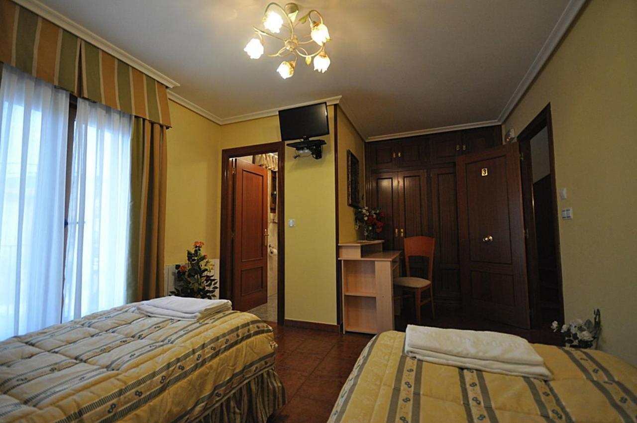 Hotel Rural Anamari Ciguenza  Екстериор снимка